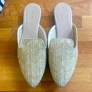 Restricted woven mule, brand new size 9